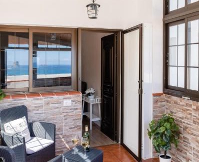 Santa Cruz de Tenerife Apartment | Pearl of Nature: Serenity by the Sea