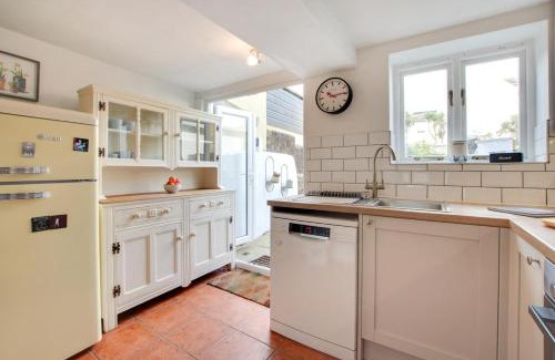 Rottingdean House | Pebble Beach Cottage