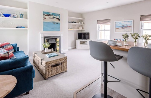 Aldeburgh Apartment | Pebble View, Aldeburgh
