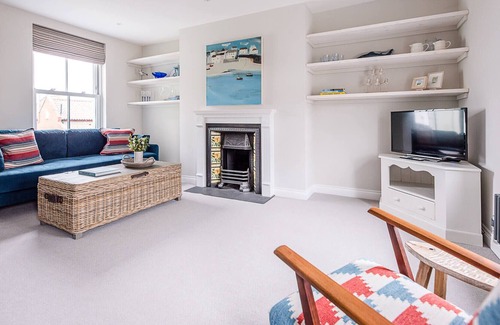 Aldeburgh Apartment | Pebble View, Aldeburgh