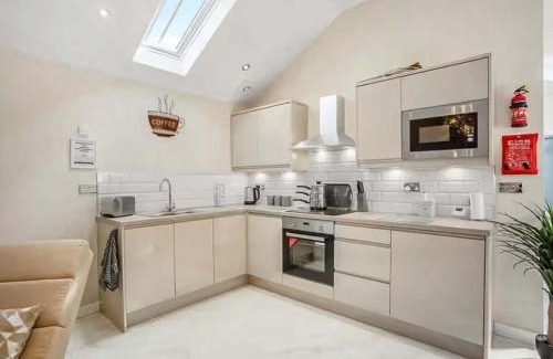 Castleside House | Peewit Cottage-Ukc6986