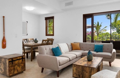 Leeward Settlement House | Pelican's Nest #2,#3 and #4 · Oceanview 9 Bed Home - Steps to Grace Bay Beach