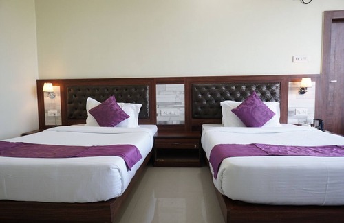 Guwahati Hotel | Pemaling Lords Eco Inn Guwahati
