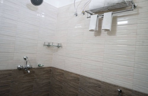 Guwahati Hotel | Pemaling Lords Eco Inn Guwahati