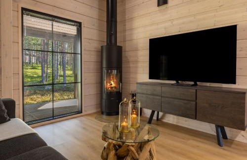 Sirkka House | Penny & Casper - Yläkasi C