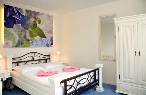 Stralsund House | Pension Altstadt Mönch unser Kleinod in top Lage direkt in der Altstadt incl Frühstück