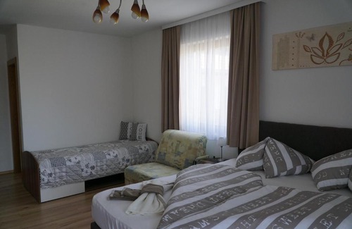 Faak am See House | Pension-Ferienwohnung Rotar