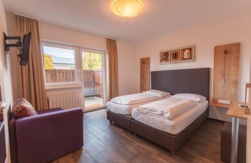 Zell am See Bed & Breakfast | Pension Max SUMMERCARD INCLUDED