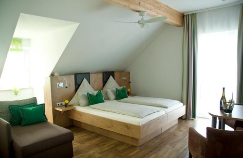 Altenerding House | Pension Sperlhof