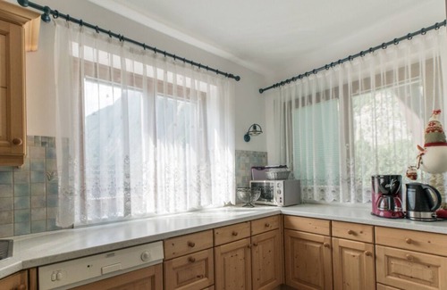 Heiligenblut House | Pension Trojerhof