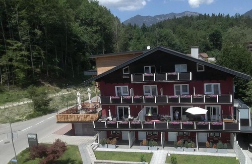 Bad Ischl House | Pension Waldesruh