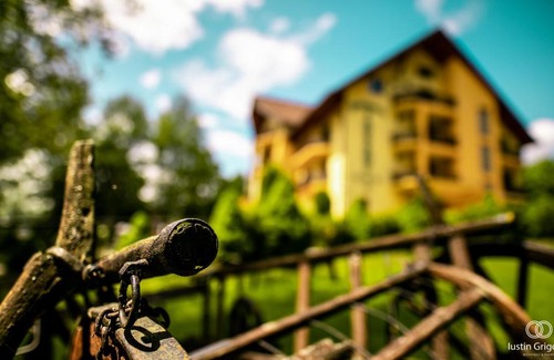 Vatra Dornei House | Pensiunea Vanatorul