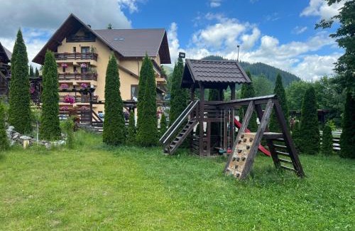 Campulung Moldovenesc House | Pensiunea Vranis