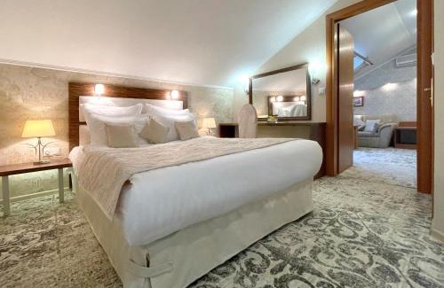 Lviv Hotel | Penthouse Apartment in Hotel Eney