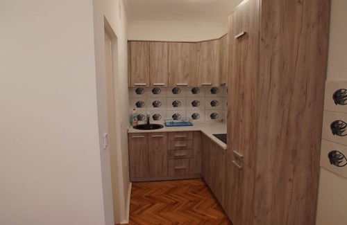 Donji Stoliv Apartment | Penthouse Stoliv 2:nd floor Up to 4 pers 5m/sea Jetty/Beach