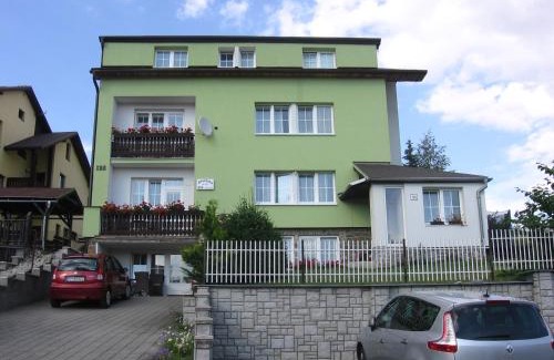 Nova Lesna House | Penzión Závada