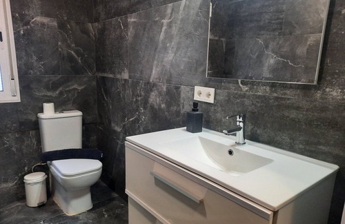 Benicalap Apartment | Pequeño Estudio Bien Comunicado - Con Jacuzzi
