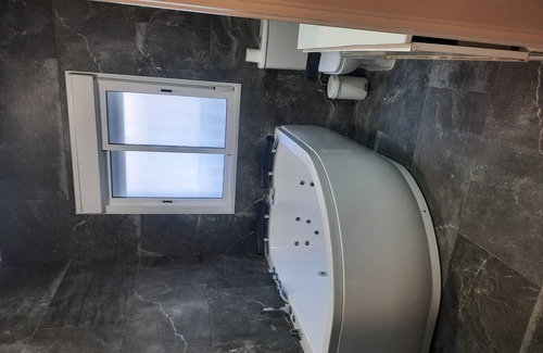 Benicalap Apartment | Pequeño Estudio Bien Comunicado - Con Jacuzzi