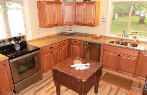 East Jordan Cottage | Perfect family beachfront cottage on Lake Charlevoix