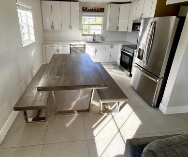 West Palm Beach Apartment | Perfect location, close to everything!