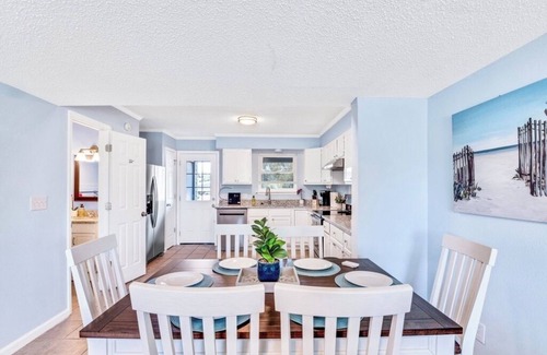Siguenza Cove Apartment | Perfect Perdido Key Getaway Minutes to the Beach!