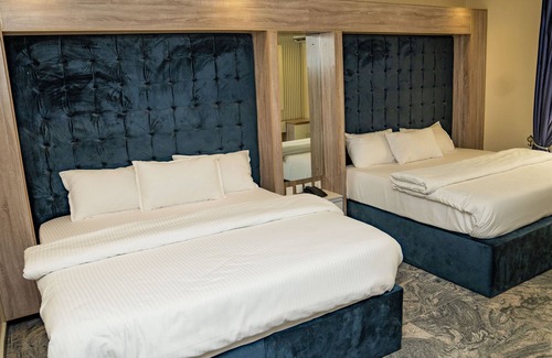 Uyo Hotel | Perly Gate Residence