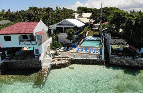 Basdiot Resort | Pescadores Suites Moalboal
