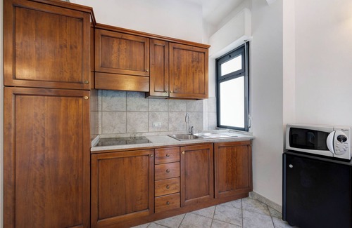 Varigotti Apartment | Pet-Friendly Apartment "18 Mehari" with Balcony & Wi-Fi