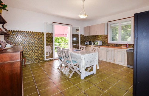 Furiani Apartment | Pet friendly apartment in Furiani
