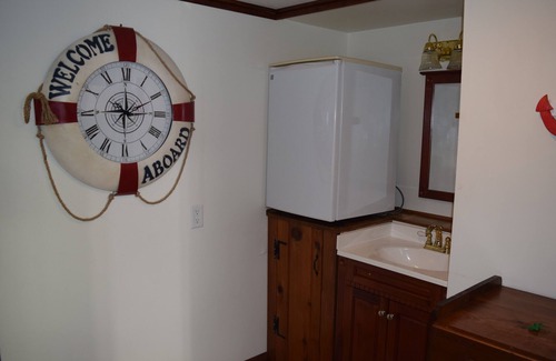 South Rehoboth House | Pet Friendly Downtown Rehoboth Beach 4BR Home w/ Parking