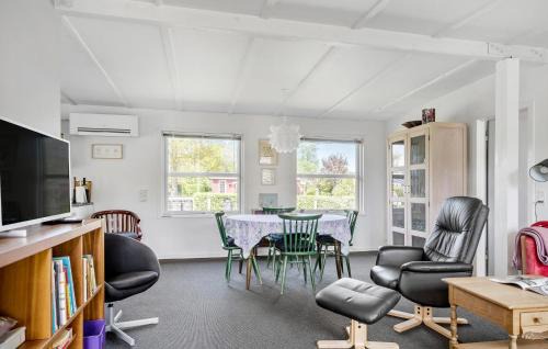 Saksild Strand House | Pet Friendly Home In Odder With Wifi