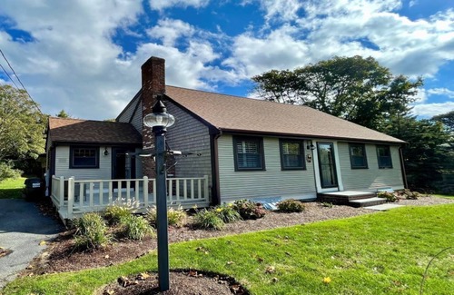 North Chatham House | Pet friendly home with large backyard!