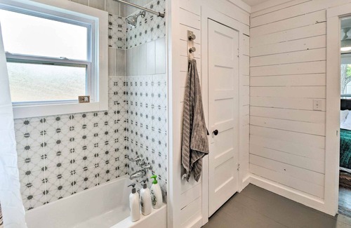 McGregor House | Pet-Friendly Home w/ Large Fenced Backyard!