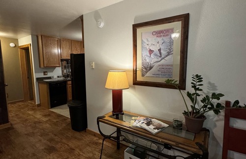 The Ponds Condo | Pet-Friendly Mountain Condo Near Grand Targhee & Jackson Hole - Sleeps 9