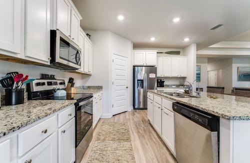 Port St. Joe House | Pet-Friendly! Near Beach, Heated Pool for Winter!