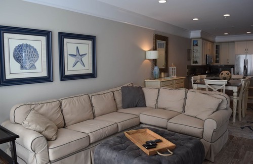 Dewey Beach Condo | Pet Friendly Ocean/Bay Views 2BR Condo w/Pools