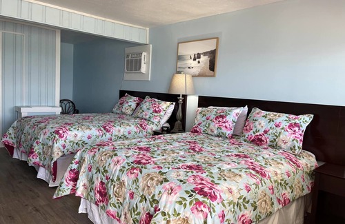 Geneva-on-the-Lake Hotel | Pete's Lakefront Motel