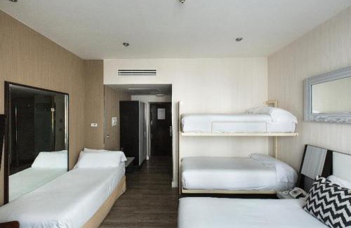 Centro Hotel | Petit Palace Triball