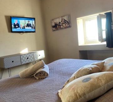Puyvert Apartment | Petit studio Le Pigeonnier à 5 mn de Lourmarin