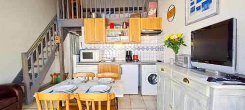 La Couarde-sur-Mer Villa | Petite location à proximité de la plage et des commerces