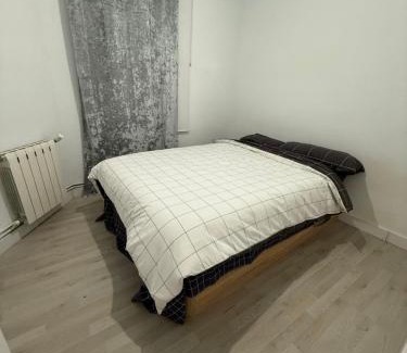 Carabanchel Hotel | Petithouse Madrid Camino Viejo