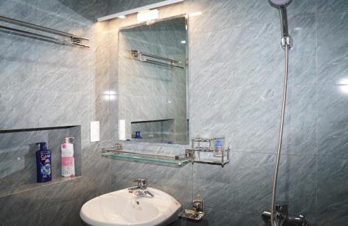 Trung Hoa Nhan Chinh Apartment | Phương Thảo 606TM1