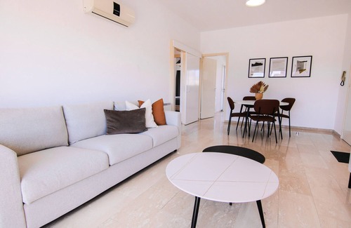 Limassol Apartment | Phaedrus Living: Modern City View Flat Nafi