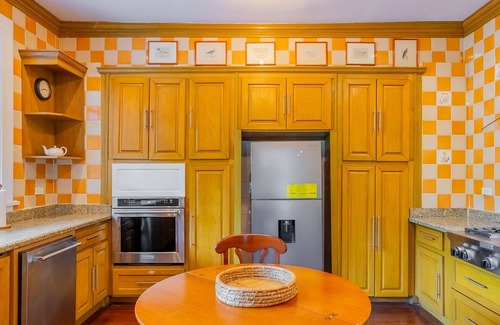 Ancon Apartment | Phenomenal 3BR House With Balcony in Ancon