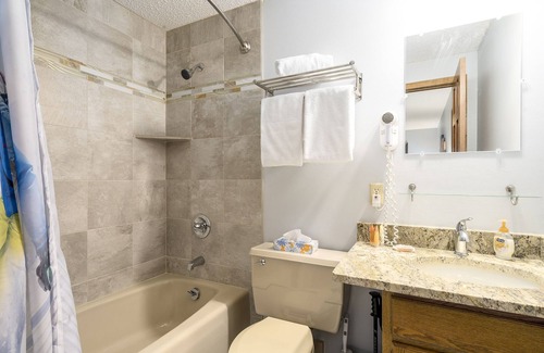 Steamboat Springs Condo | Phoenix 207 2 Bedroom Condo by Redawning