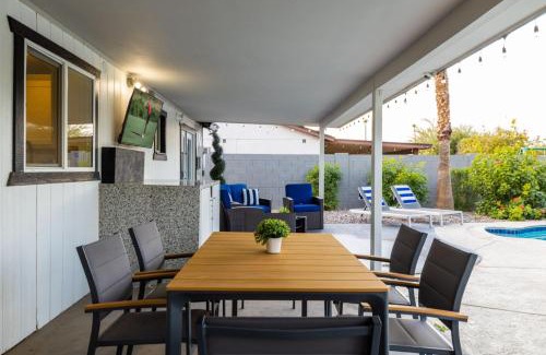 Paradise Valley Village House | Phoenix Winchcomb home