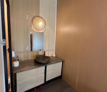 Trung Khanh Cabin | Phong Nam Station