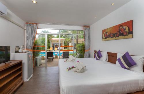 Rawai Resort | Phuket Sea Resort SHA Extra Plus