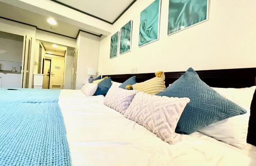 Maeganeku Apartment | PiAプリンスプラージュ沖縄 海の見える高層階