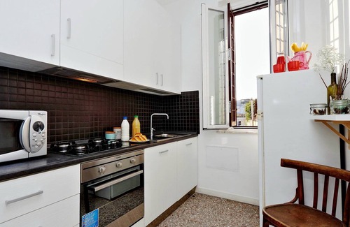 Rione XIV Borgo Apartment | Piazza Capponi Apartment
